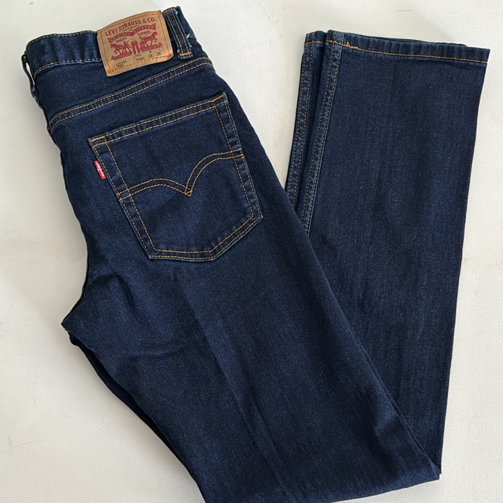 502 Levi's Regular Taper Regular Jeans.